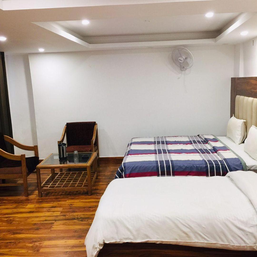 Castle View Otel Mussoorie Dış mekan fotoğraf