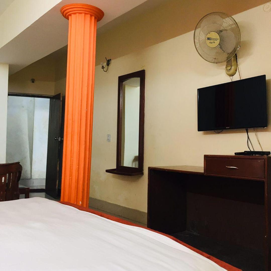 Castle View Otel Mussoorie Dış mekan fotoğraf